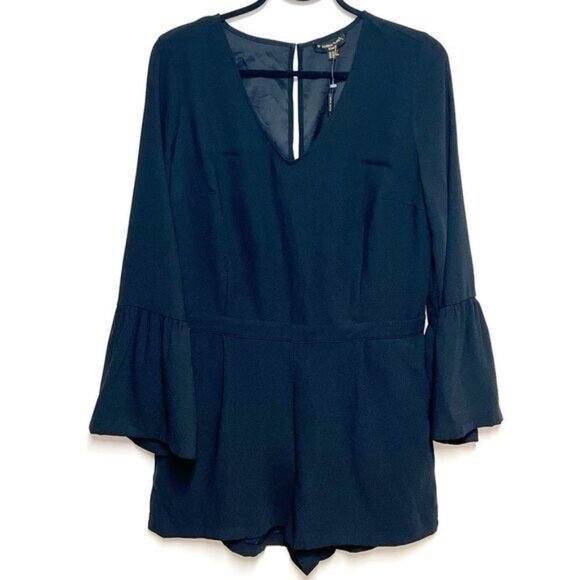 NWT Massimo Fabbro Italy Black V Neck Bell Sleeve Keyhole Romper w Pockets 10 - Picture 1 of 10